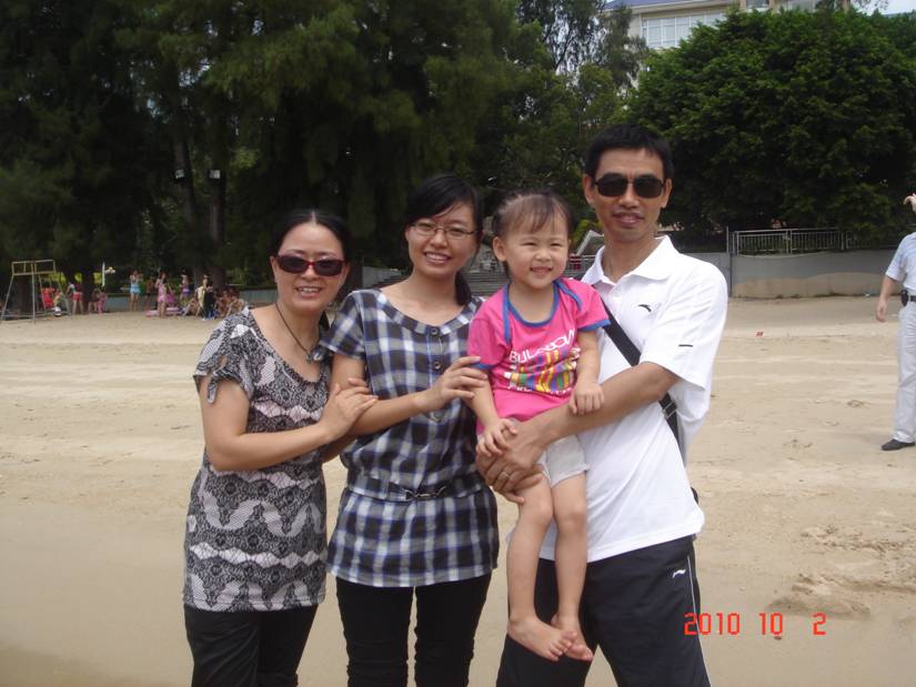 3高玲家庭.jpg 3高玲家庭.jpg